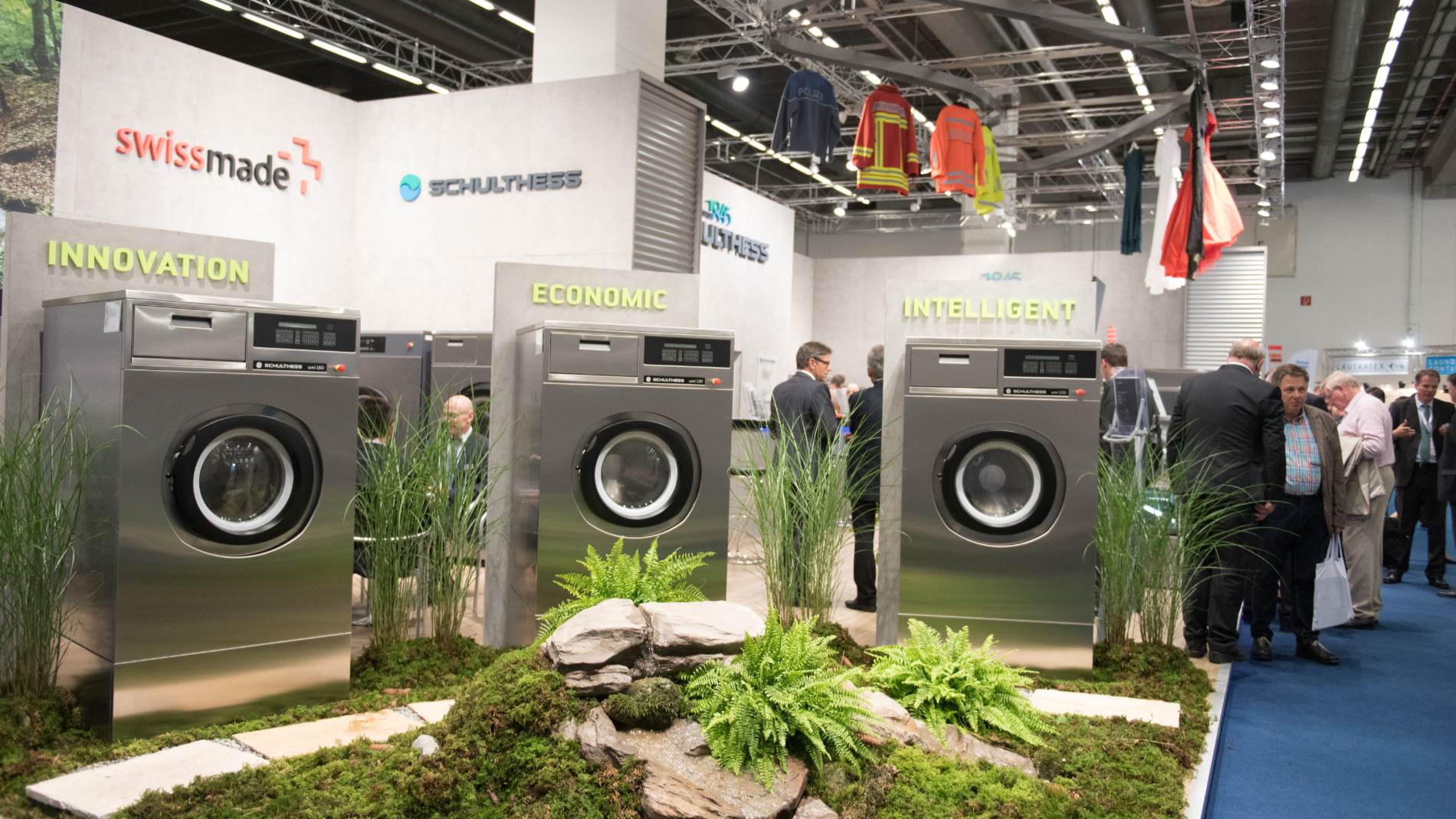 Waschmaschinen auf der Texcare in Frankfurt